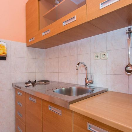 Apartments Luka 2 Башка Екстер'єр фото