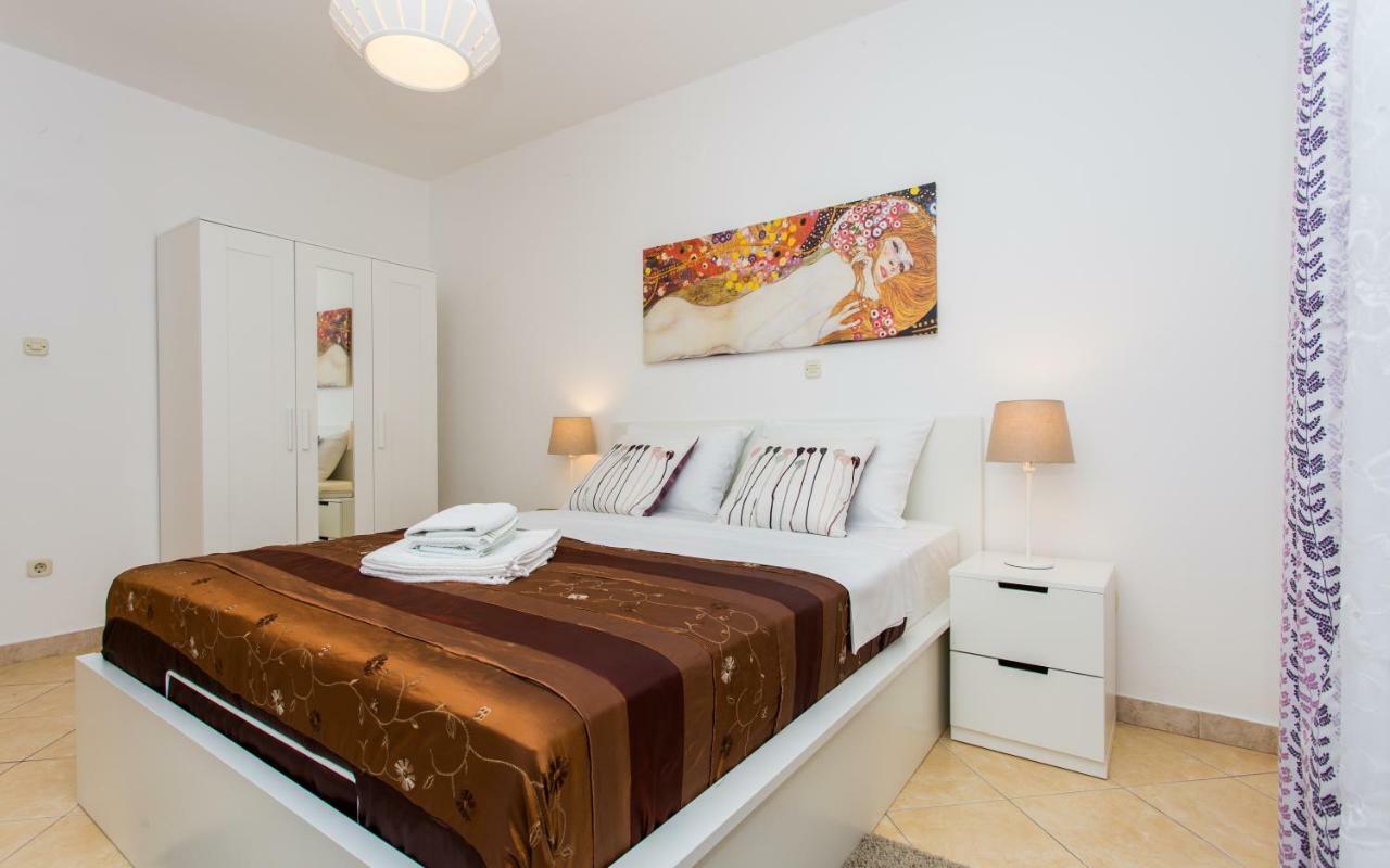 Apartments Luka 2 Башка Екстер'єр фото