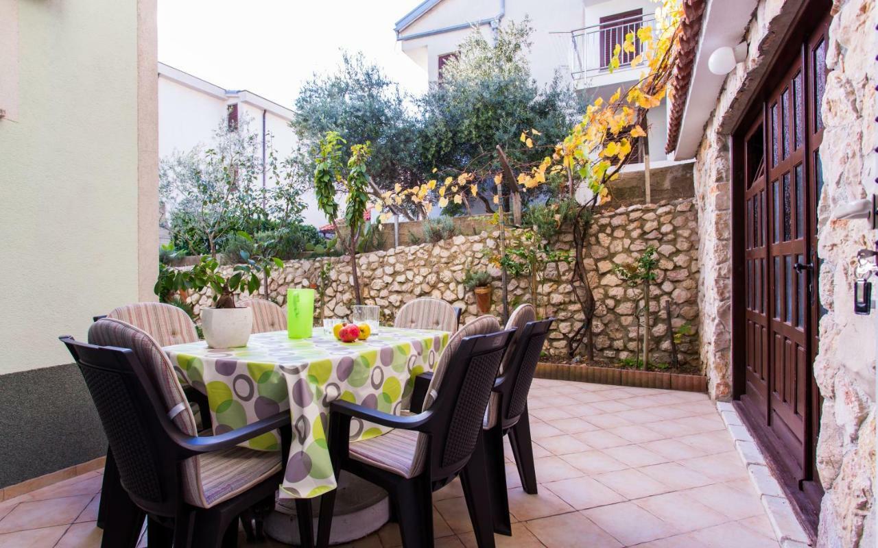 Apartments Luka 2 Башка Екстер'єр фото